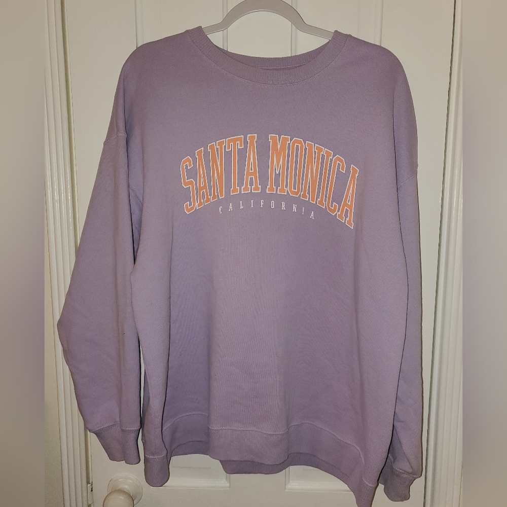 Hollister Sweatshirt - Picture 2 of 5